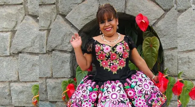 Cantante cajamarquina causa furor en la red con sus temas