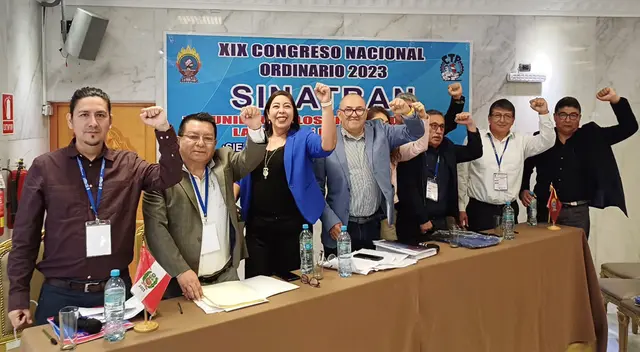 Trabajadores del Banco de la Nación en pie de lucha.