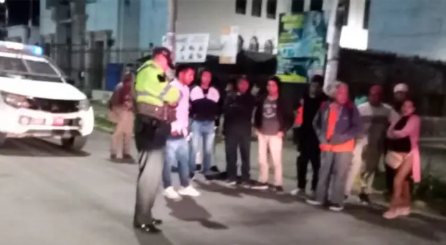 Policías de la comisaría de Talara y Serenazgo cercaron el lugar del crimen, en Piura. Policías de la comisaría de Talara y Serenazgo cercaron el lugar del crimen, en Piura.