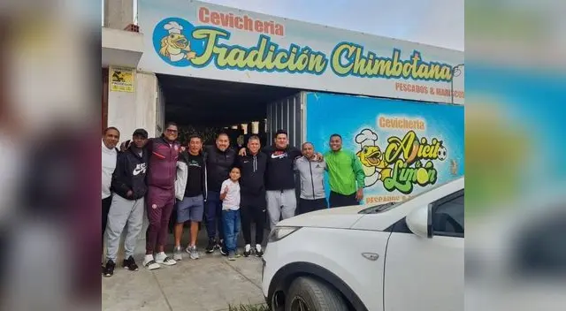 Quiroz recibió la visita de ex jugadores  cremas.