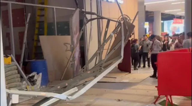 Mall de San Juan de Lurigancho pudo convertirse en escenario de terror para los visitantes.