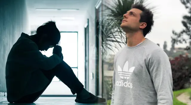 Nicola Porcella recuerda episodios de depresión. Nicola Porcella recuerda episodios de depresión.