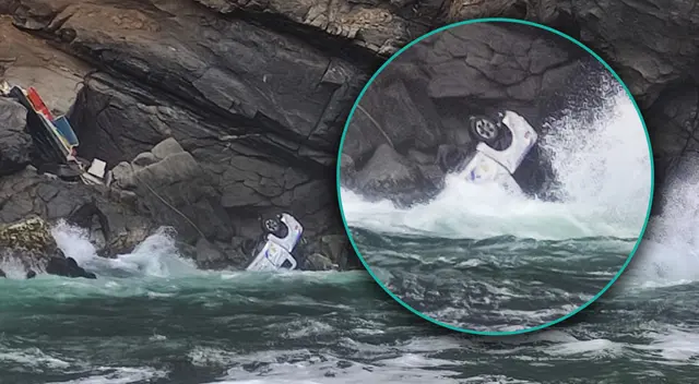 Camioneta se despista y acaba con la vida de dos personas en Arequipa. Camioneta se despista y acaba con la vida de dos personas en Arequipa.