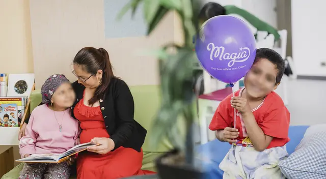 Cáncer infantil y todo lo que conlleva en la familia que decide apoyar al paciente.