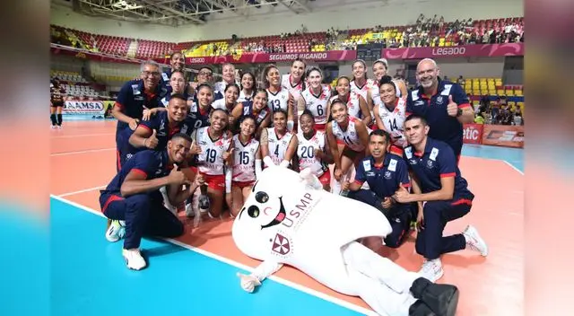 La  Universidad  San Mrtín fue el único invicto  ganando sus 11  partidos en al etapa regular.