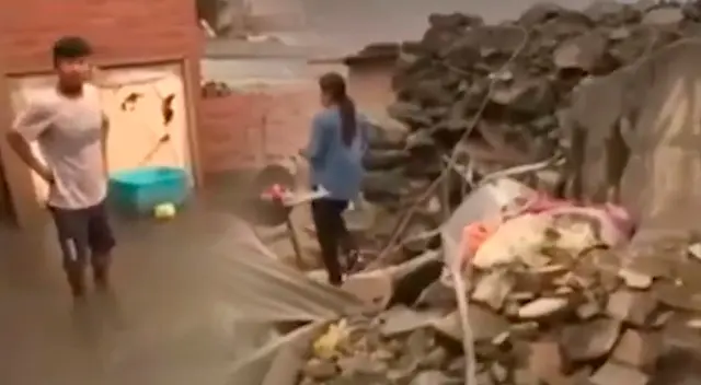 Comas y Chaclacayo se vieron afectados por la activación de quebradas tras fuertes lluvias.