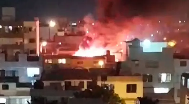 Incendio viene quemando estructuras de una vivienda en calle de San Miguel. Incendio viene quemando estructuras de una vivienda en calle de San Miguel.