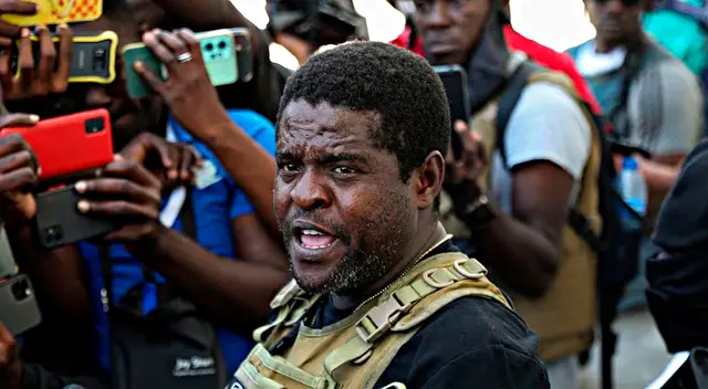 Jimmy 'Barbecue' Chérizier es un ex-policía haitiano y líder de un grupo criminal.