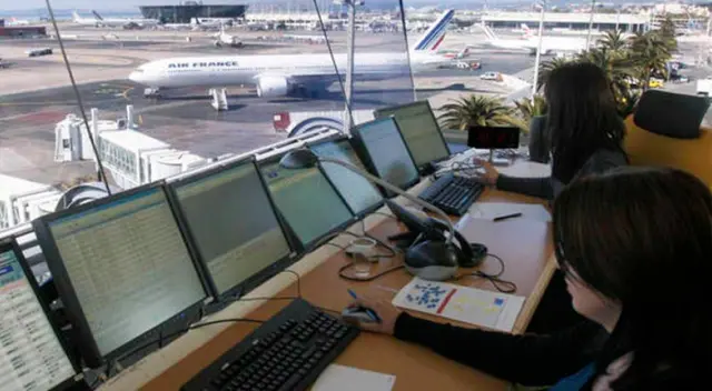 Mira los requisitos para las becas de controladores aéreos en el Perú.