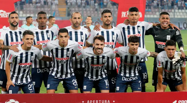 Se apoya en la ayuda psicológica para salir adelante de las críticas.