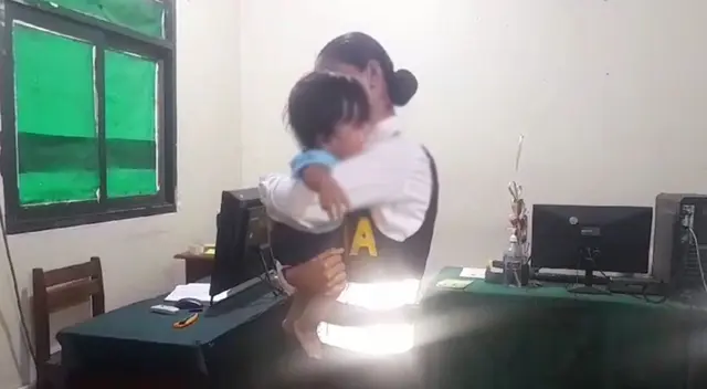 La madre de 17 años empeño a su bebe por cervezas en Iquitos.