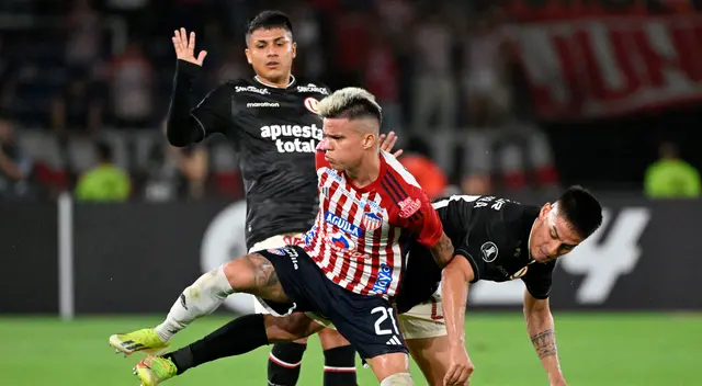 Universitario recibe a Junior y prepara un sorpresivo once para el partido.