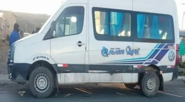 Pasajero de miniván sufrió violento asalto en el distrito de Ananea. Pasajero de miniván sufrió violento asalto en el distrito de Ananea.