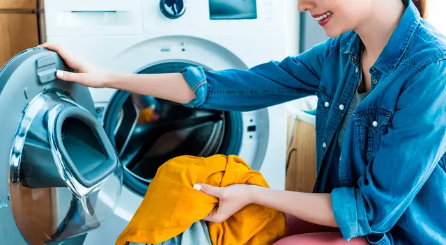 Descubre los horarios para usar la lavadora y consumir menos luz eléctrica. Descubre los horarios para usar la lavadora y consumir menos luz eléctrica.