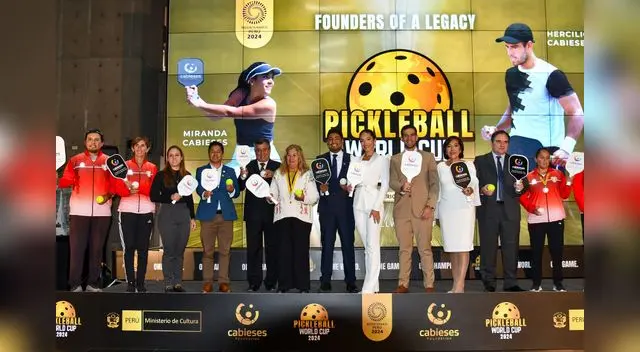 La ceremonia de presentación del evento.