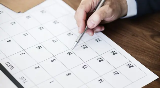 El feriado del 17 de junio está establecido por el calendario determinado por el Estado argentino.