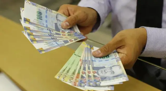 Este viernes 21 de junio se inicia el último pago del Bono Escolaridad de 400 soles. Este viernes 21 de junio se inicia el último pago del Bono Escolaridad de 400 soles.