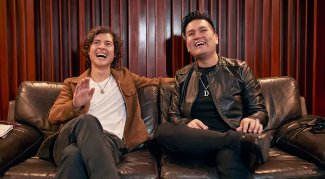 Deyvis Orosco junto a Mario Cortijo, quien lo interpretará próxima producción.