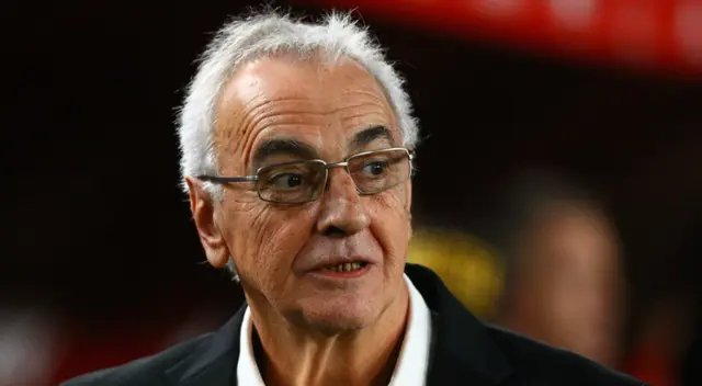 Jorge Fossati no acudió a los entrenamientos de Perú tras perder ante Canadá