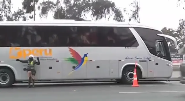 Víctima habría intentado cruzar por una vía no apta para peatones.