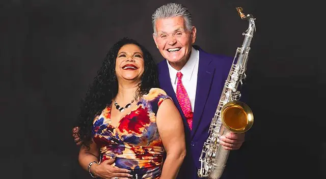 Eva Ayllón y Jean Pierre Magnet alista nueva presentación.