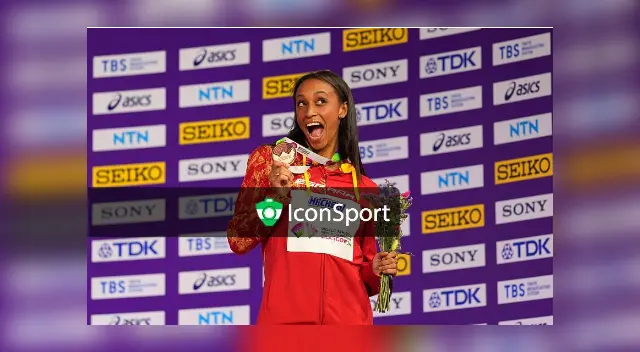Foto: Una de las grandes posibilidades que tiene España para sumar medallas en París, gracias al talento de Ana Peleteiro en el triple salto.