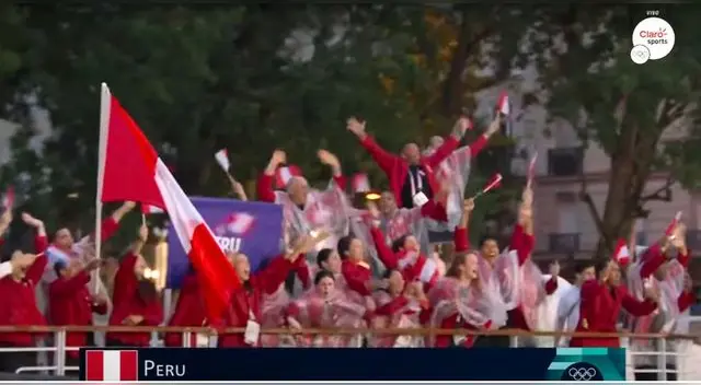 Así fue el paso del 'Team Perú' por el río Sena en la inauguración de los Juegos Olímpicos 2024 Así fue el paso del 'Team Perú' por el río Sena en la inauguración de los Juegos Olímpicos 2024