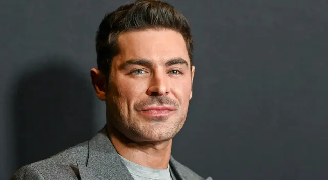 Zac Efron fue hospitalizado tras accidente en piscina. Zac Efron fue hospitalizado tras accidente en piscina.