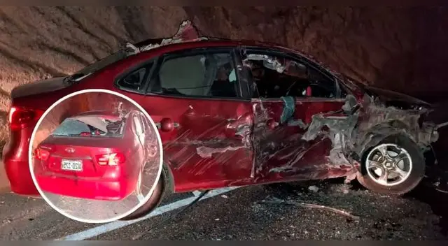 Así quedó el vehículo menor tras el violento choque en Arequipa.