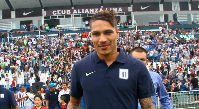Paolo Guerrero todavía "no da el ok" para fichar por Alianza Lima. Paolo Guerrero todavía "no da el ok" para fichar por Alianza Lima.