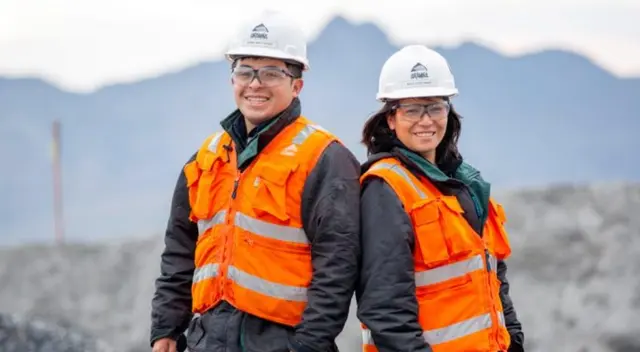 Antamina ofrece excelentes beneficios laborales y salariales a sus empleados de forma mensual. Antamina ofrece excelentes beneficios laborales y salariales a sus empleados de forma mensual.