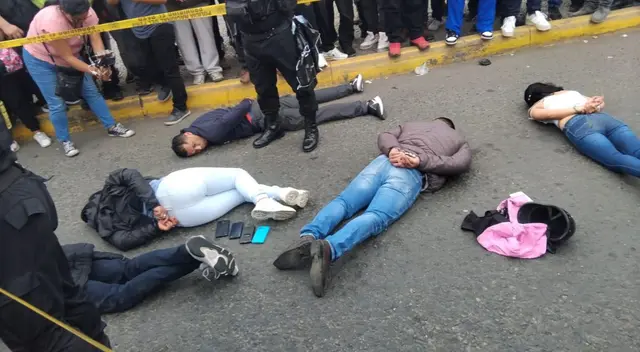 PNP logra frustrar un intento de robo en una agencia bancaria de Plaza Norte. PNP logra frustrar un intento de robo en una agencia bancaria de Plaza Norte.