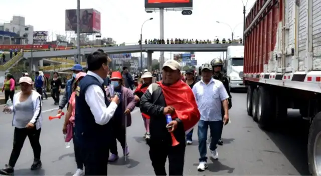 Miles de ciudadanos temen que el paro de transportistas continúe este viernes 12 de octubre.