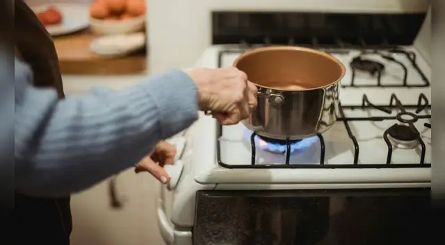 El documento aborda la situación actual y perspectivas de crecimiento de esta industria clave para la masificación del gas natural en Perú. El documento aborda la situación actual y perspectivas de crecimiento de esta industria clave para la masificación del gas natural en Perú.