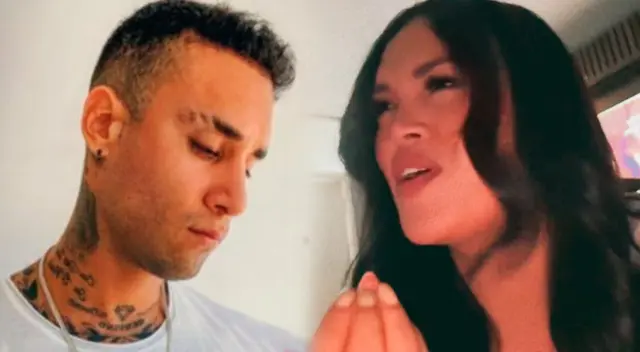 Angie Arizaga se molesta con accionar de Jota Benz. Angie Arizaga se molesta con accionar de Jota Benz.