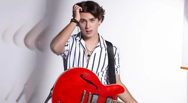 Alejandro Aramburú busca consolidar su carrera musical con nuevo tema. Alejandro Aramburú busca consolidar su carrera musical con nuevo tema.