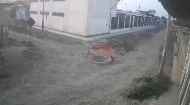 Menor cayó a un buzón de más de 3 metros y resultó con heridas leves Menor cayó a un buzón de más de 3 metros y resultó con heridas leves