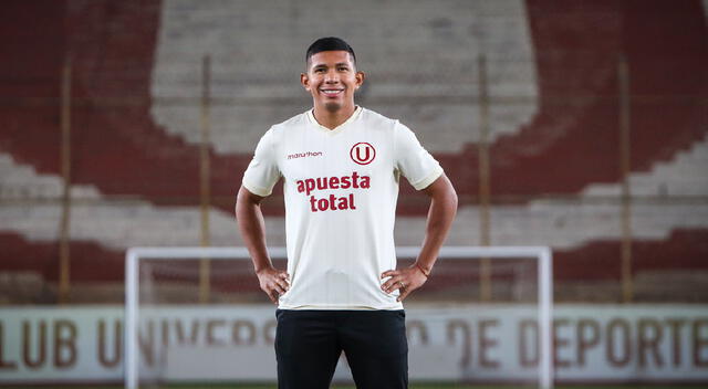 Edison Flores, Universitario