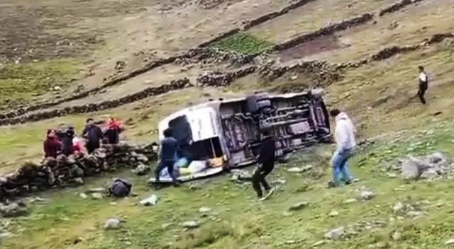 Accidente de tránsito en Juliaca casi deja víctimas mortales.