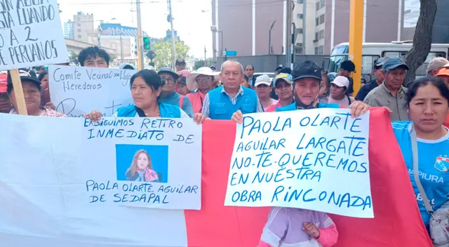 Pobladores piden la renuncia del presidente de Sedapal, Jorge Gómez Reátegui. Pobladores piden la renuncia del presidente de Sedapal, Jorge Gómez Reátegui.