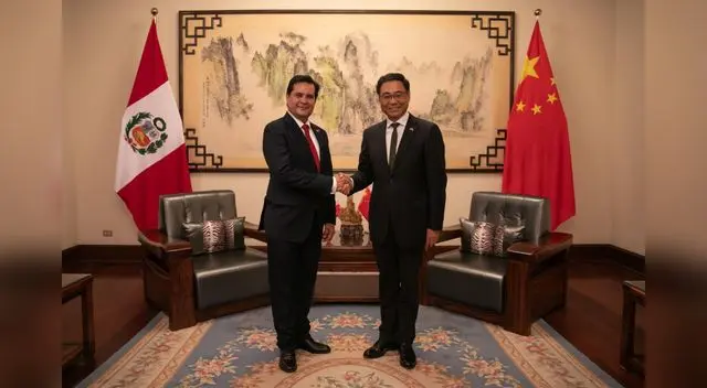 Presidente del IPD junto a autoridad de China. Presidente del IPD junto a autoridad de China.