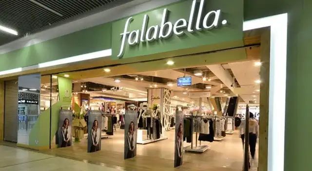 Una reconocida marca de moda que vende en Falabella anunció que rematará sus productos en Perú. Una reconocida marca de moda que vende en Falabella anunció que rematará sus productos en Perú.