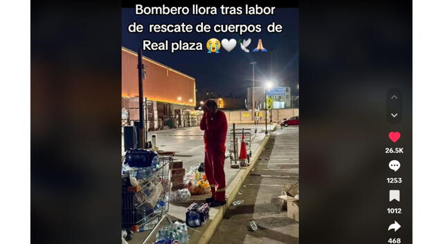Bombero llora en el Real Plaza de Trujillo. Fuente: TikTok. Bombero llora en el Real Plaza de Trujillo. Fuente: TikTok.