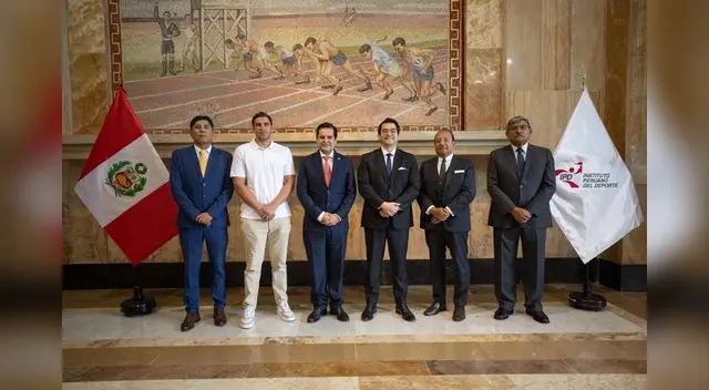 Integrantes del Comité Organizador de Bolivarianos.