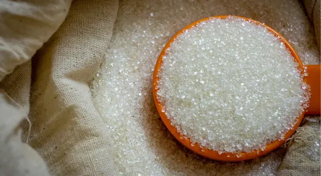 A través de un comunicado de la ANMAT, se ha reportado el retiro masivo del producto azúcar común tipo "A" de la marca Dulce del Valle en Argentina.