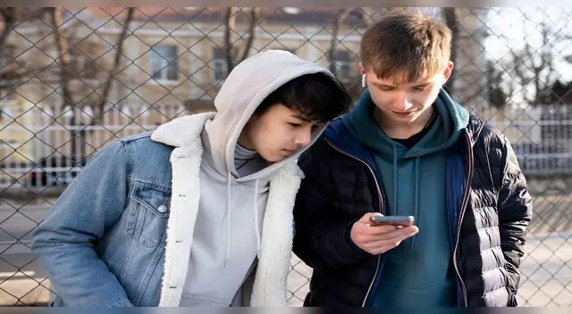 Las malas influencias siempre rondan a los adolescentes.