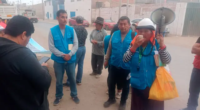Pobladores exigen continuidad de mega obra de agua potable.