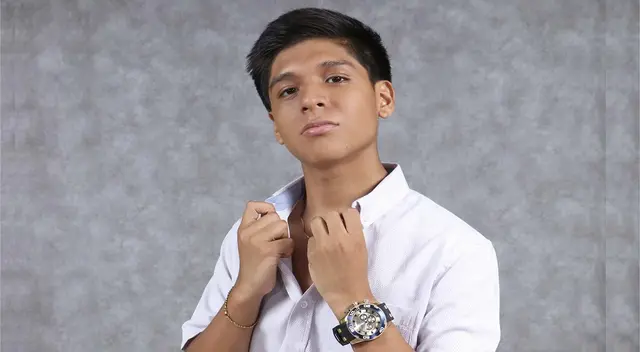 Cantante y actor rinde homenaje a Lisandro Meza.