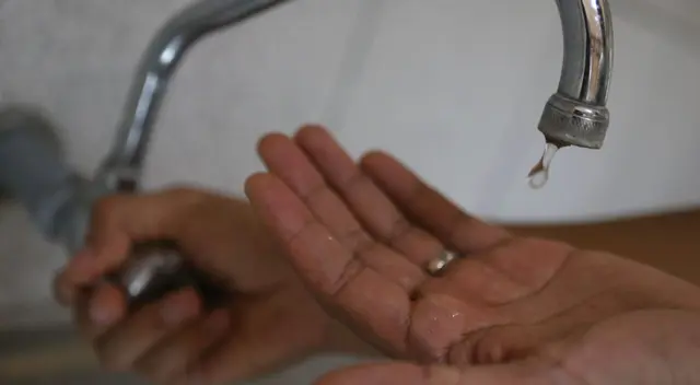 Estos 4 distritos sufrirán corte de agua el 5 de mayo. Estos 4 distritos sufrirán corte de agua el 5 de mayo.