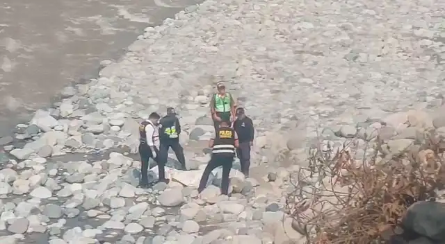 Hallan el cuerpo sin vida de un hombre en el río Rímac.